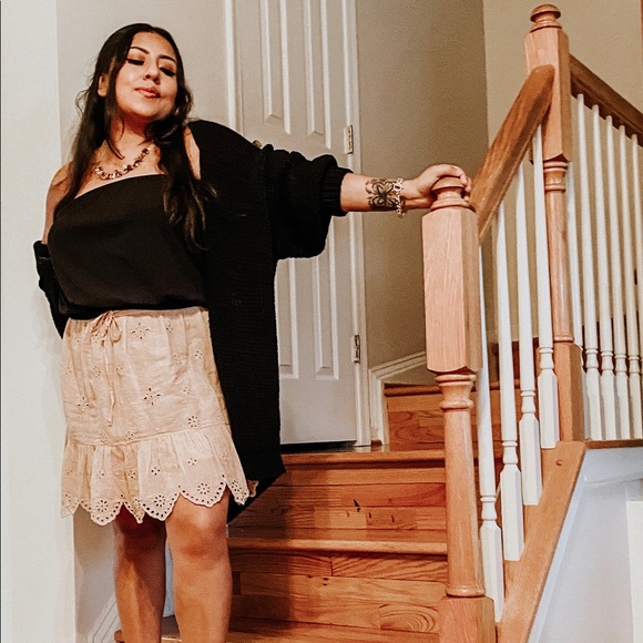 Meet your Posher, Beca - Picture 2 of 2